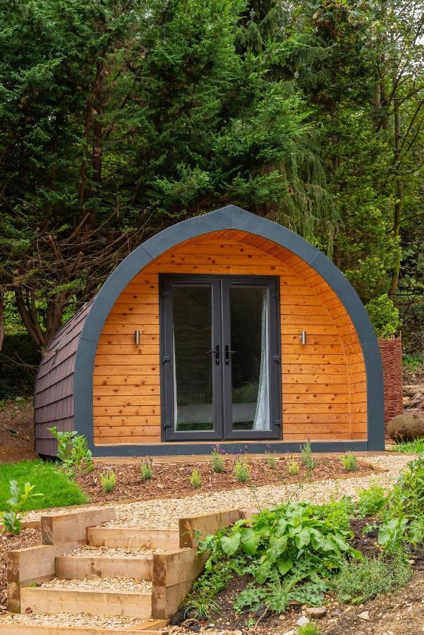 The Plough Inn Cabins Ramsden Exterior foto